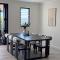 Mirrabooka Magic - Luxury By The Lake - Pet Friendly