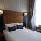 Acorn Hotel
