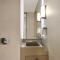 Livbnb - Stunning 1B Suite with Marina View and Beach Access - Dubaj
