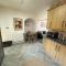 3 bed Jct 37 M1 luxury stay! - Barnsley