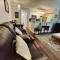 Gorgeous Condo across from Vet School - أوبورن