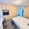 Luxury 5BR Stay With City Access - Manchester