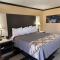 Regency 7 Motel - Fayetteville