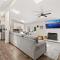 15 Min to Beach and Zoo - Hot Tub - Cozy Fire Villa Pit