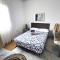Luxurious 2BR Apartment in City Center with Internet