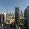 Burj & Beyond - Luxury Stay with Burj Khalifa View