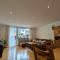 Gemütliche 4 Zimmer Wohnung im Zentrum Mondsee Gemütliche 4 Zimmer Wohnung im Zentrum Mondsee