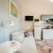 Ciraccio Apartments