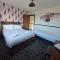 Boathouse Hotel