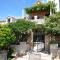 House Vedrana