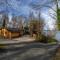 Stunning log cabin on the lake - Portroe