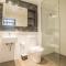 Modern Hotel Apartment Perfect location 1bed 1 bath apartment at Chatswood
