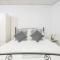 Close to city Peaceful studio at Waterloo wifi Parking