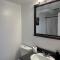 2bedroom, 2bed day light Suite in a nice and secured neighborhood - 乔治王子城