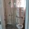 Cozy Studios-Private Entrance- HS Internet-AC-Hot Water-Backup Generator-near the Beach