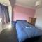 Entire home, 2 double beds, free wifi, near QE - Birmingham