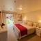 Wanaka Homestead Lodge & Cottages