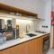 Bnbeyond's Sassy Studio with Expansive Balcony - Dubaj