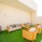 Bnbeyond's Sassy Studio with Expansive Balcony - Dubaj