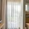 Beachfront Lux Suite