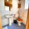 BallyV House: Private Double Room with en-suite bathroom, breakfast, near Cliffs of Moher - Lower Ballycotteen