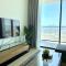 Jvc 1br Apartment Modern Comfort, Pool, Parking
