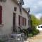 La Ferme de lisle et sa Roulotte