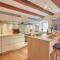Warm 3BR Loft with Exposed Beams - Copenaghen