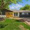 5BD,2BA Cheerful Retreat with Backyard - دالاس