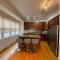A Spacious and Well-Equipped Home - شيكاغو