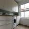 Bright and Stylish 2 Bedroom First Floor Flat - 伦敦
