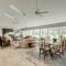 Stunning Waterfront Rental Property with Private Dock and Pool - Dickinson
