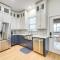 Near Zoo and Riverwalk Spacious Home with Heated Pool - 圣安东尼奥