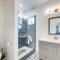 Near Zoo and Riverwalk Spacious Home with Heated Pool - 圣安东尼奥