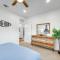 Near Zoo and Riverwalk Spacious Home with Heated Pool - 圣安东尼奥