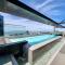 Skyline views Stylish Studio with Pool, parking no load shedding - Cidade Do Cabo