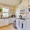 Vintage Bungalow with Porch in Sellwood