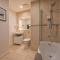 Luxurious Docklands Loft - Steps away from ExCel & DLR - Free parking - 伦敦