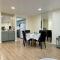 Stylish 2B2B Apartment - Glendale