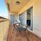 Stylish 2B2B Apartment - Glendale