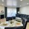 Stylish 2B2B Apartment - Glendale