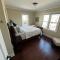 State Street Cottage, Suite 2