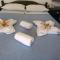 Sirocos Rooms And Studios