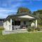 Honey Cottage - a cosy cottage in idyllic Tasman Region - Tasman