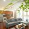 Sakamoto Apartments by XOI Residences at Ba Dinh center of Hanoi - 河内