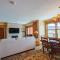 Springs 2 Bed3 Bath plus Murphy SPDW