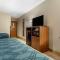 Econo Lodge Hays I-70