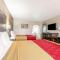 Econo Lodge - Winfield