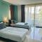 The Jay Pixels Phuket Beachfront - Ban Ao Makham