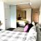 Flinders Street - Melbourne City Escape - Late Checkout